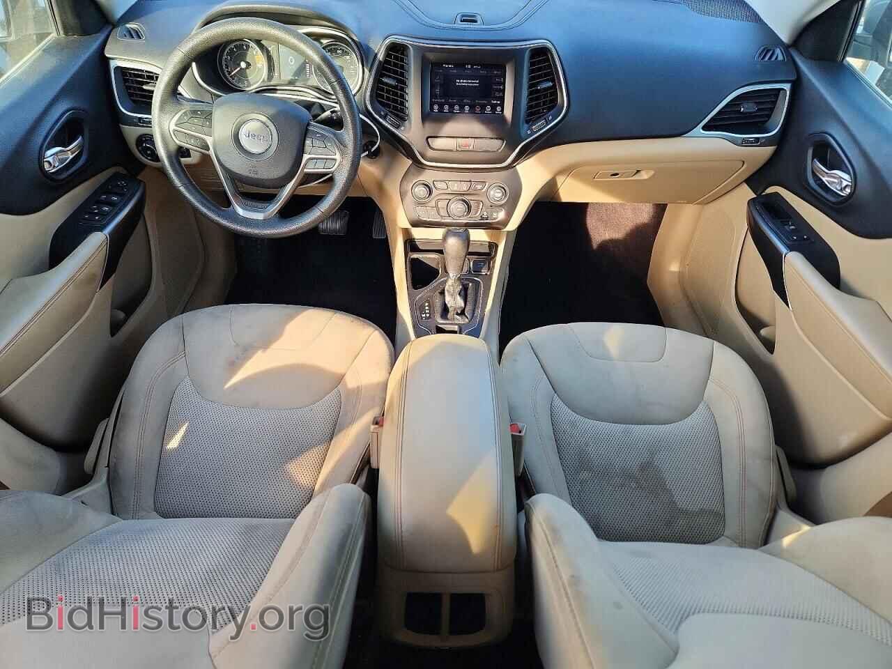 2019 JEEP CHEROKEE - VIN: 1C4PJLCB3KD203857 - Photo 8