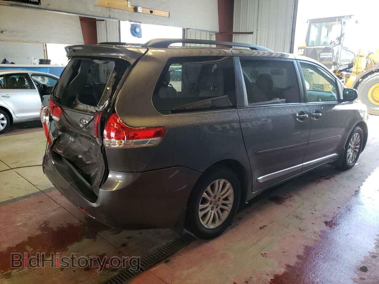 2014 TOYOTA All Models - VIN: 5TDYK3DC4ES479725 - Фото 3