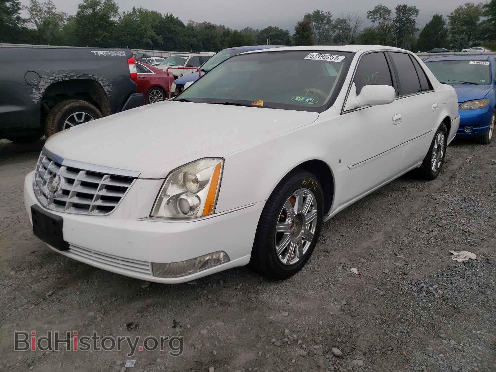 2008 CADILLAC DTS - VIN: 1G6KD57Y38U149189 - Фото 2