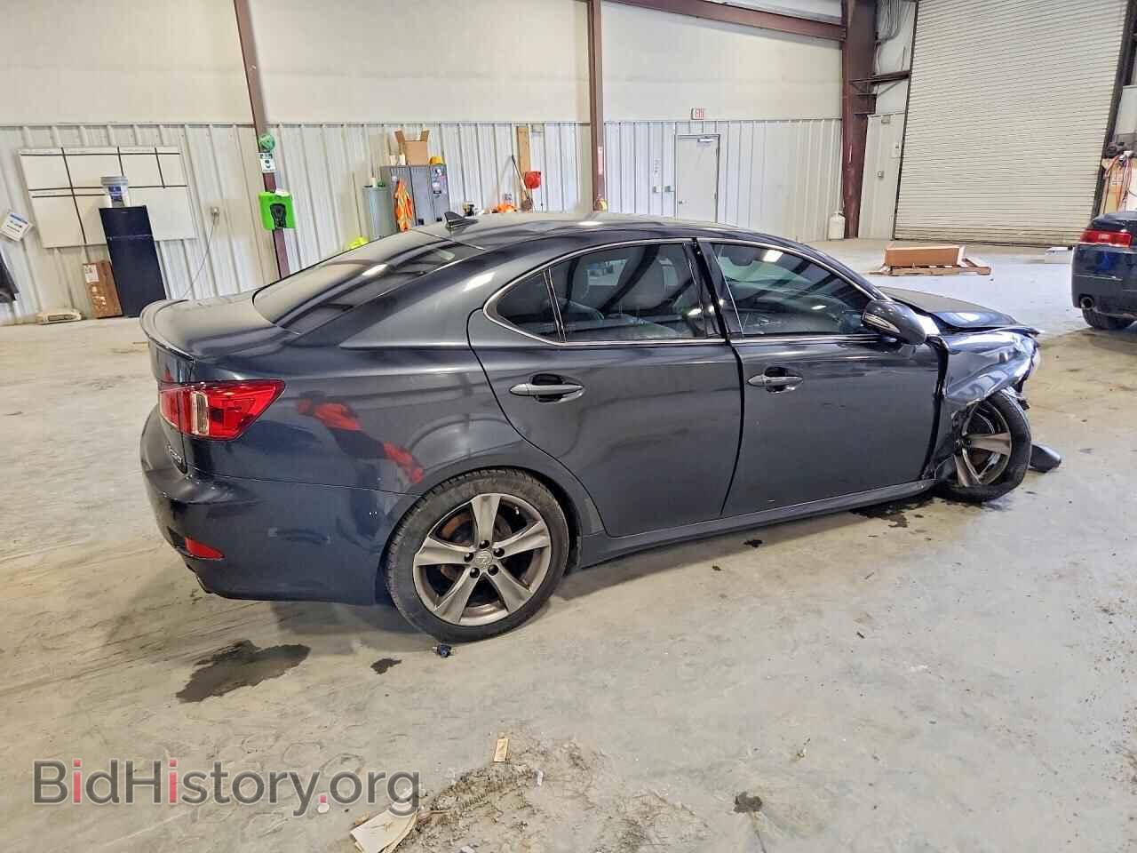 2011 LEXUS IS - VIN: JTHBF5C25B5147713 - Photo 3