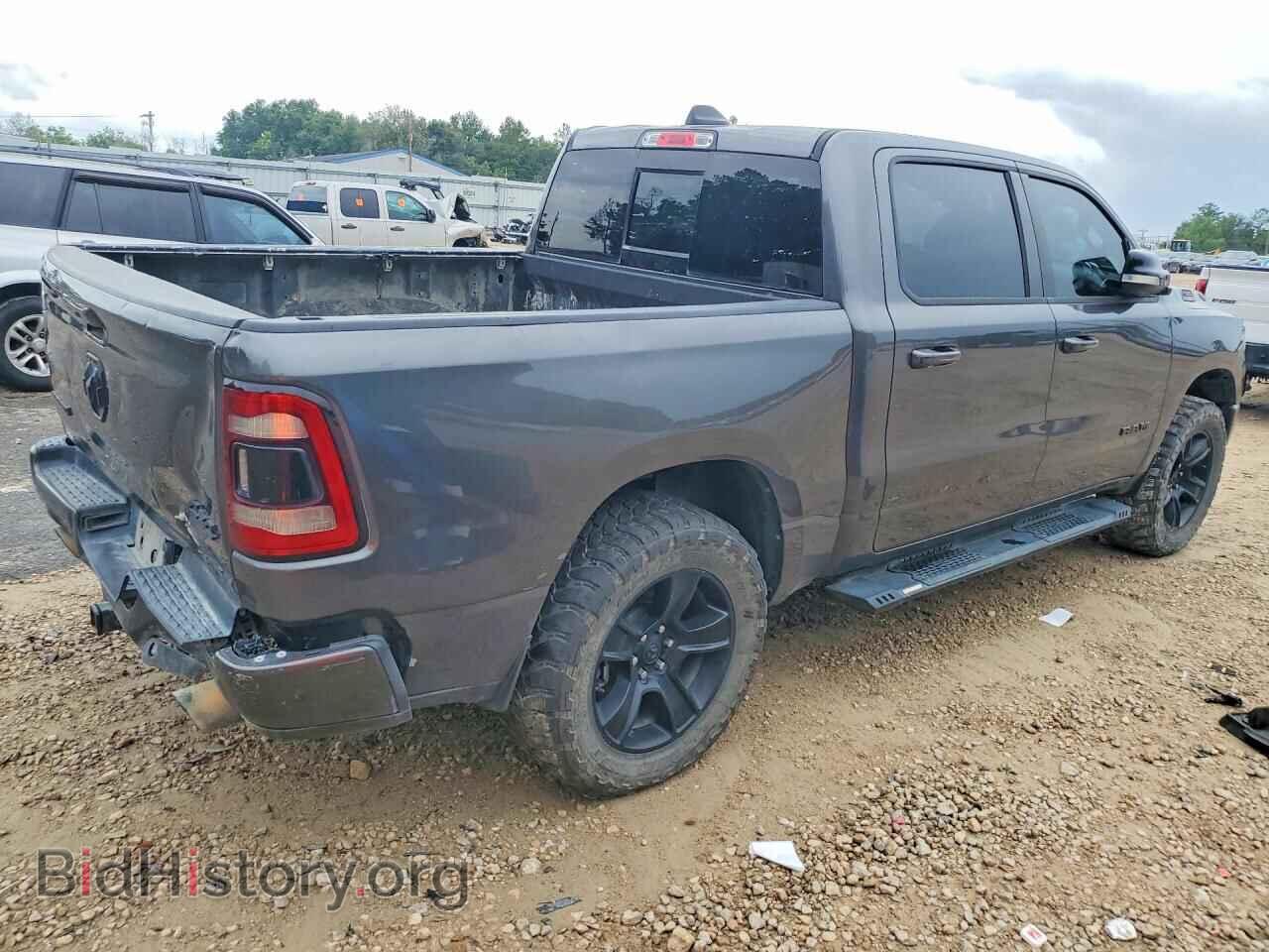 2021 RAM 1500 - VIN: 1C6SRFFM3MN576256 - Фото 3