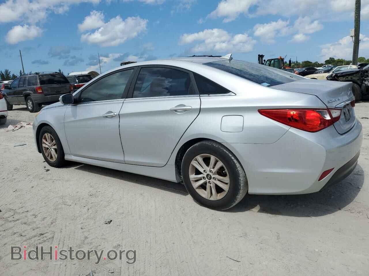 2014 HYUNDAI SONATA - VIN: 5NPEB4AC9EH943496 - Фото 2