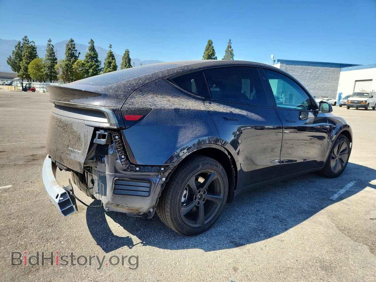 2026 TESLA MODEL Y - VIN: 7SAYGDEE3TF561943 - Photo 3