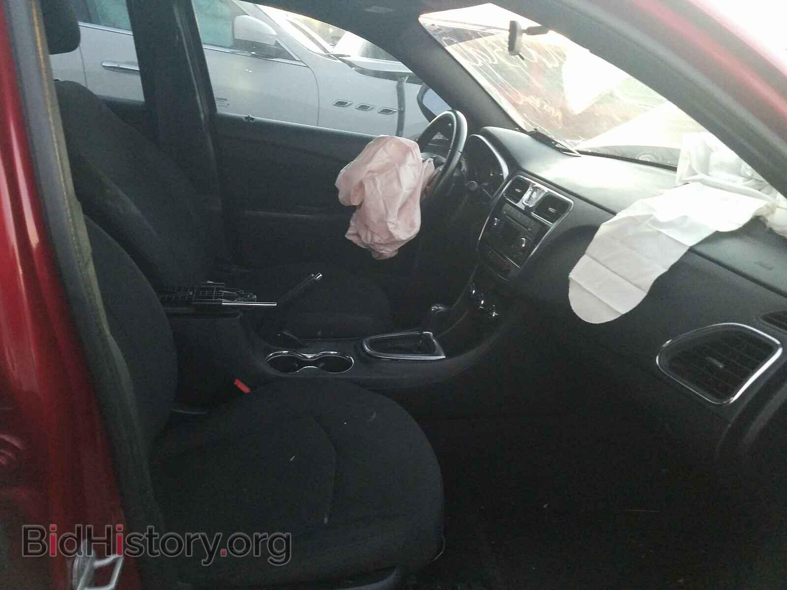 2011 CHRYSLER 200 - VIN: 1C3BC1FB0BN511202 - Фото 5