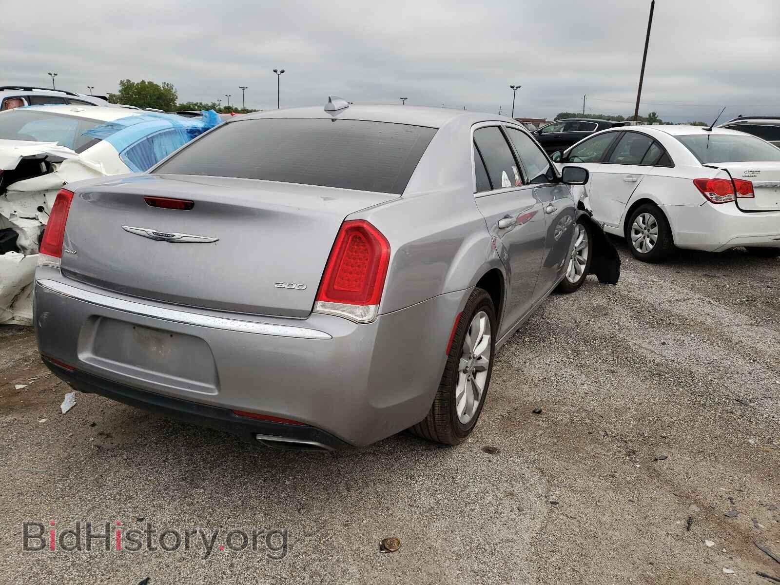 2015 CHRYSLER 300 - VIN: 2C3CCARG3FH760698 - Фото 4