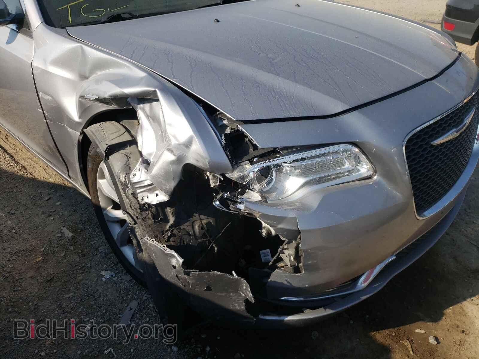 2015 CHRYSLER 300 - VIN: 2C3CCARG3FH760698 - Фото 9