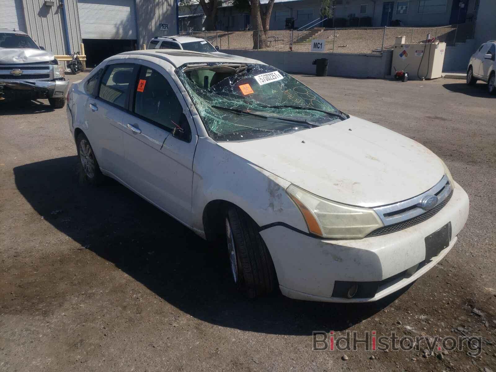 Photo 1FAHP3HN3AW242480 - FORD FOCUS 2010