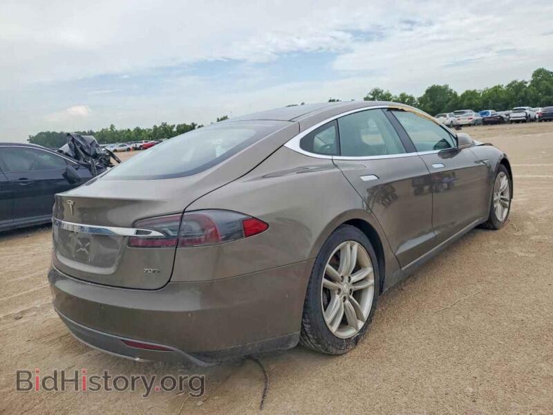 2015 Tesla MODEL S (VIN 5YJSA1E25FF110879) — фото 3 из 12