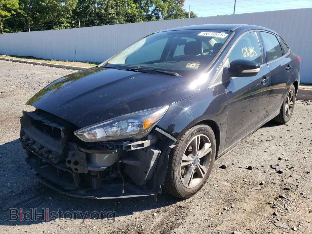 2017 FORD FOCUS - VIN: 1FADP3FE3HL257414 - Фото 2