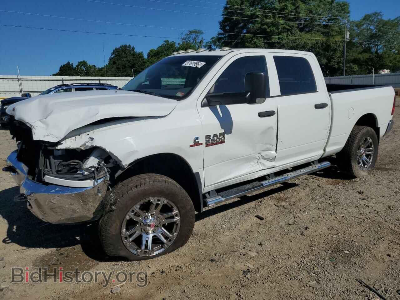 Photo 3C6UR5CL2HG612449 - RAM All Models 2017