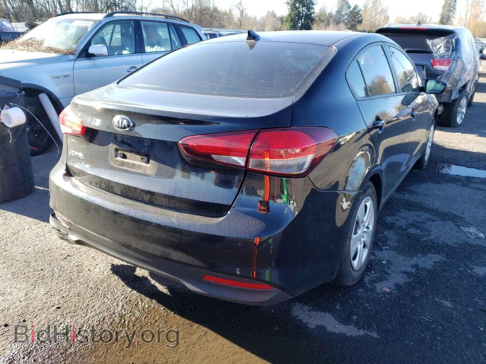 2017 KIA FORTE - VIN: 3KPFK4A78HE046167 - Фото 4