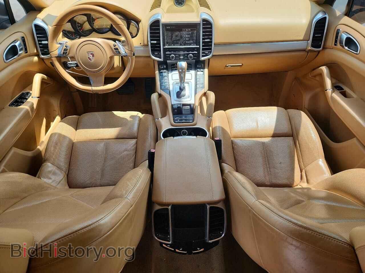 2011 PORSCHE CAYENNE - VIN: WP1AA2A24BLA04100 - Photo 8