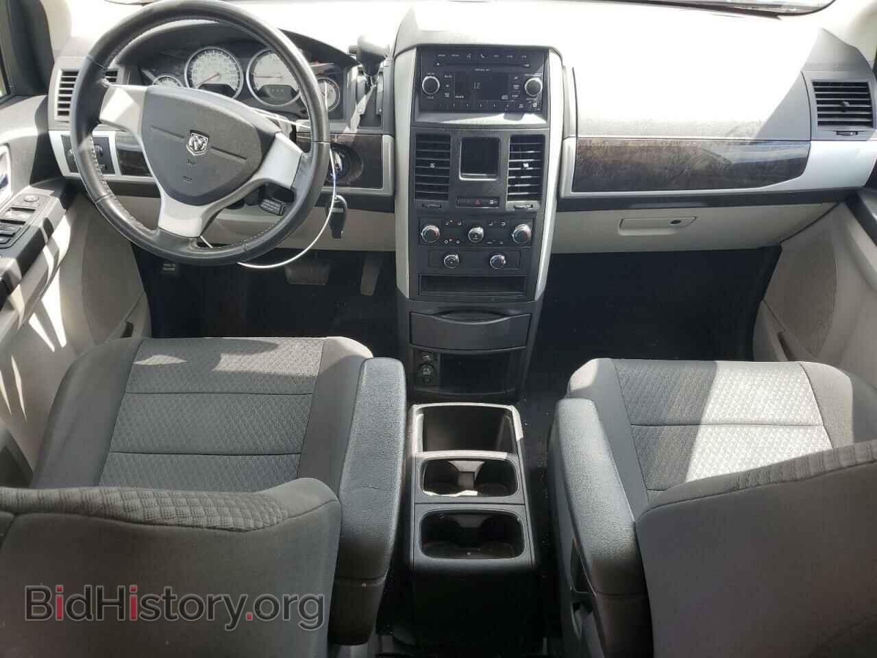 2010 DODGE CARAVAN - VIN: 2D4RN5D11AR355455 - Photo 8