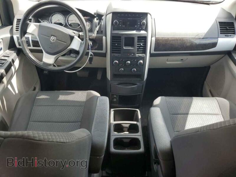 2010 Dodge CARAVAN (VIN 2D4RN5D11AR355455) — фото 8 из 13