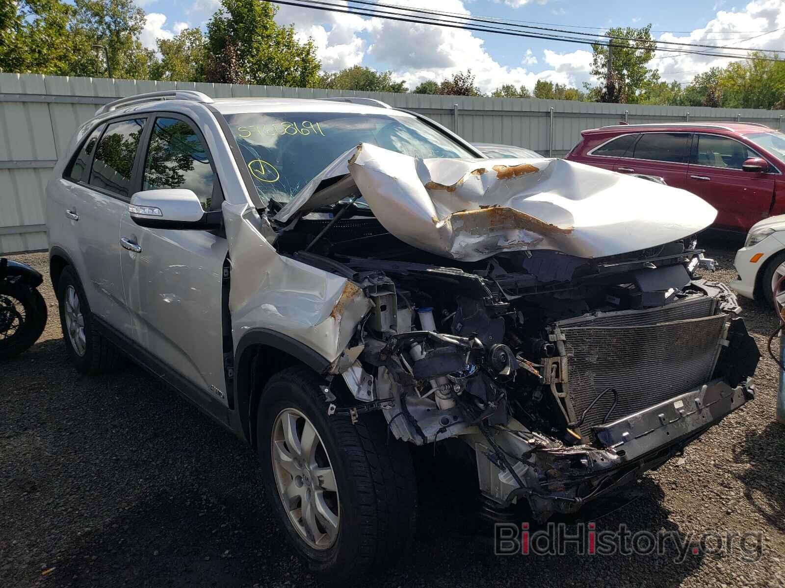 Photo 5XYKTDA29DG348158 - KIA SORENTO 2013