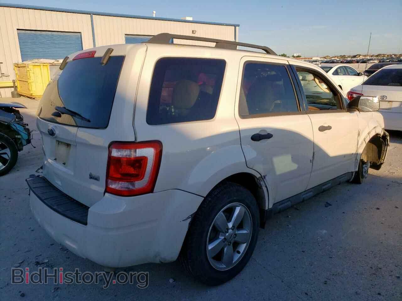 2012 FORD ESCAPE - VIN: 1FMCU0DG2CKB90915 - Фото 3