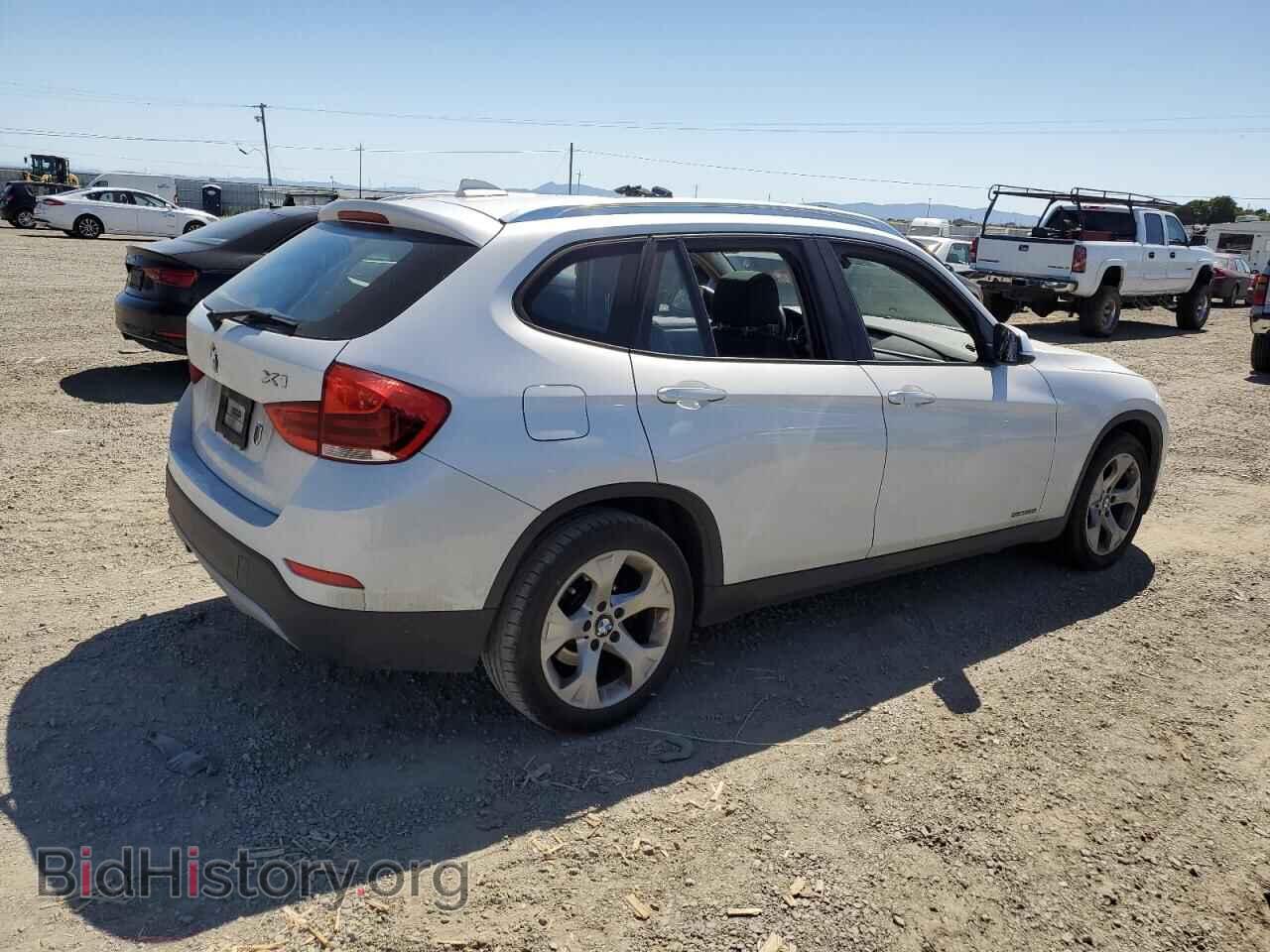 2014 BMW X1 - VIN: WBAVM1C53EVW49824 - Фото 3