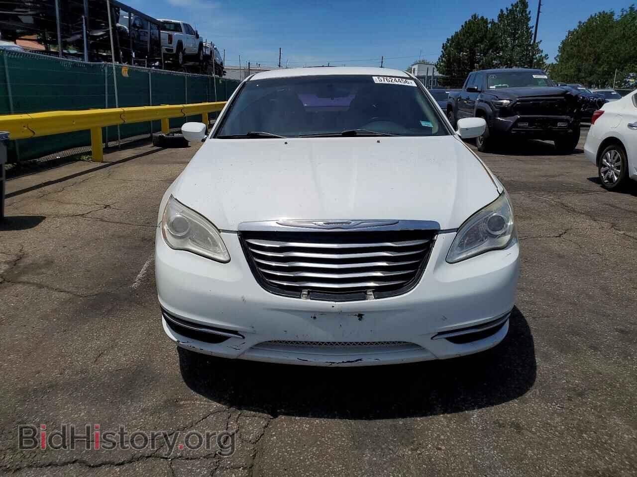 2013 CHRYSLER 200 - VIN: 1C3CCBAB1DN647357 - Photo 5