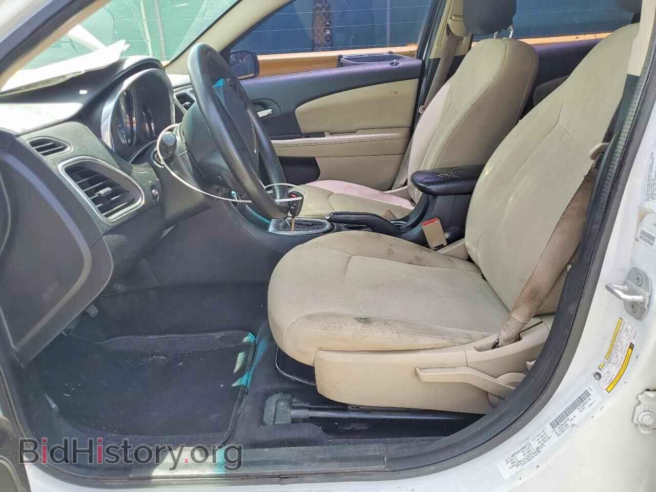 2013 CHRYSLER 200 - VIN: 1C3CCBAB1DN647357 - Photo 7