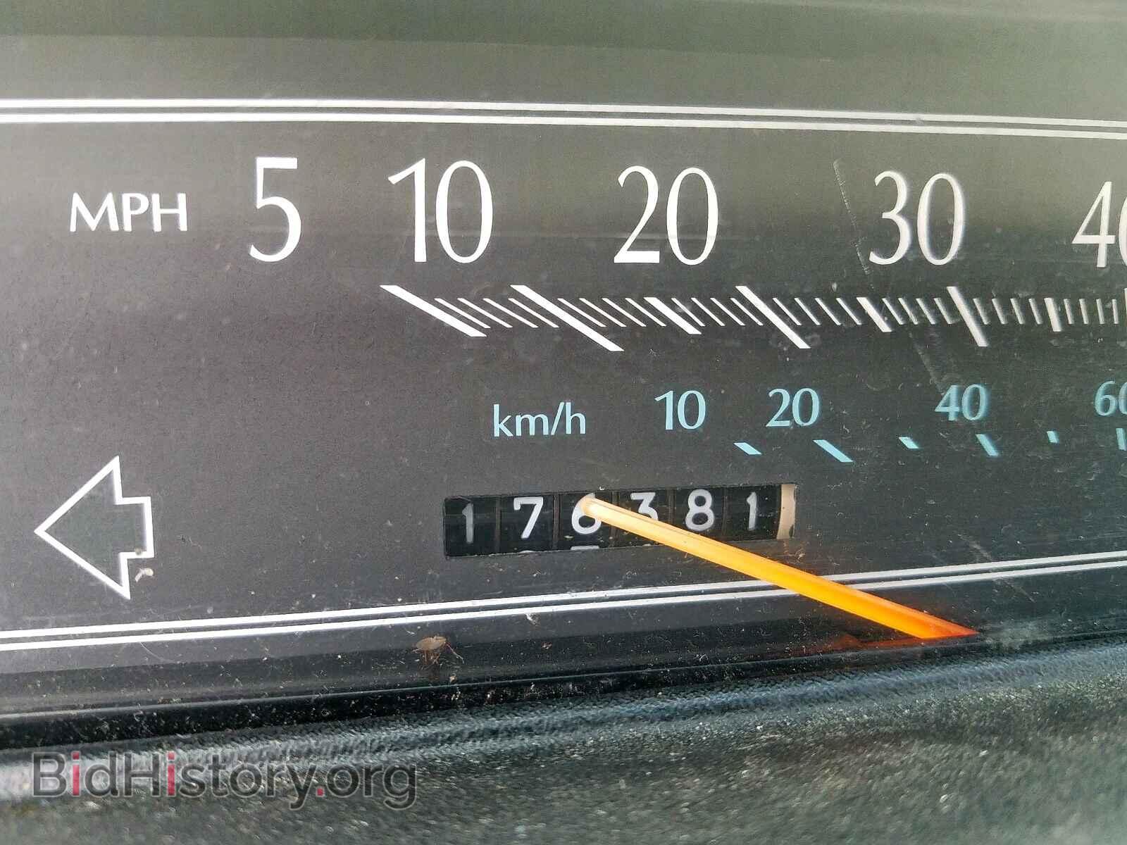 1992 CADILLAC DEVILLE - VIN: 1G6CD53B1N4206054 - Photo 8