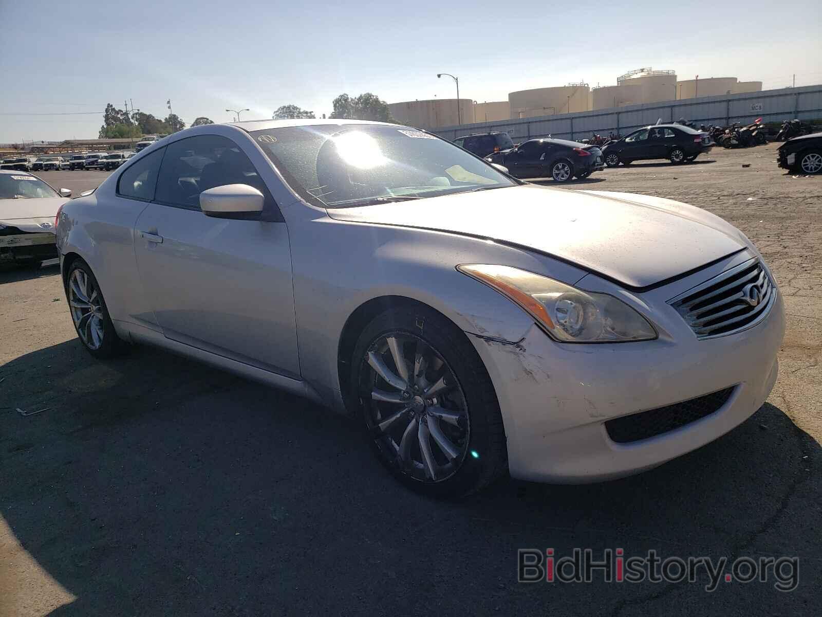 Photo JN1CV6EK2AM103557 - INFINITI G37 2010