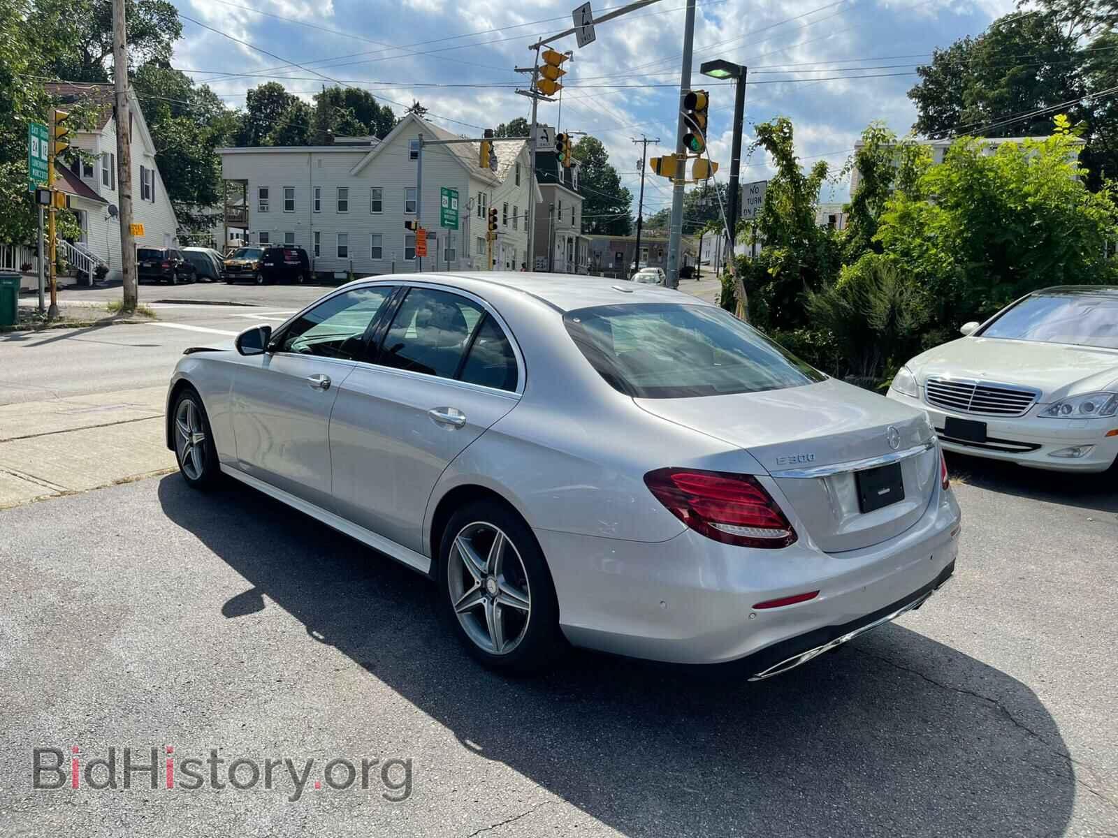 2017 MERCEDES-BENZ E-CLASS - VIN: WDDZF4KB4HA026723 - Фото 3