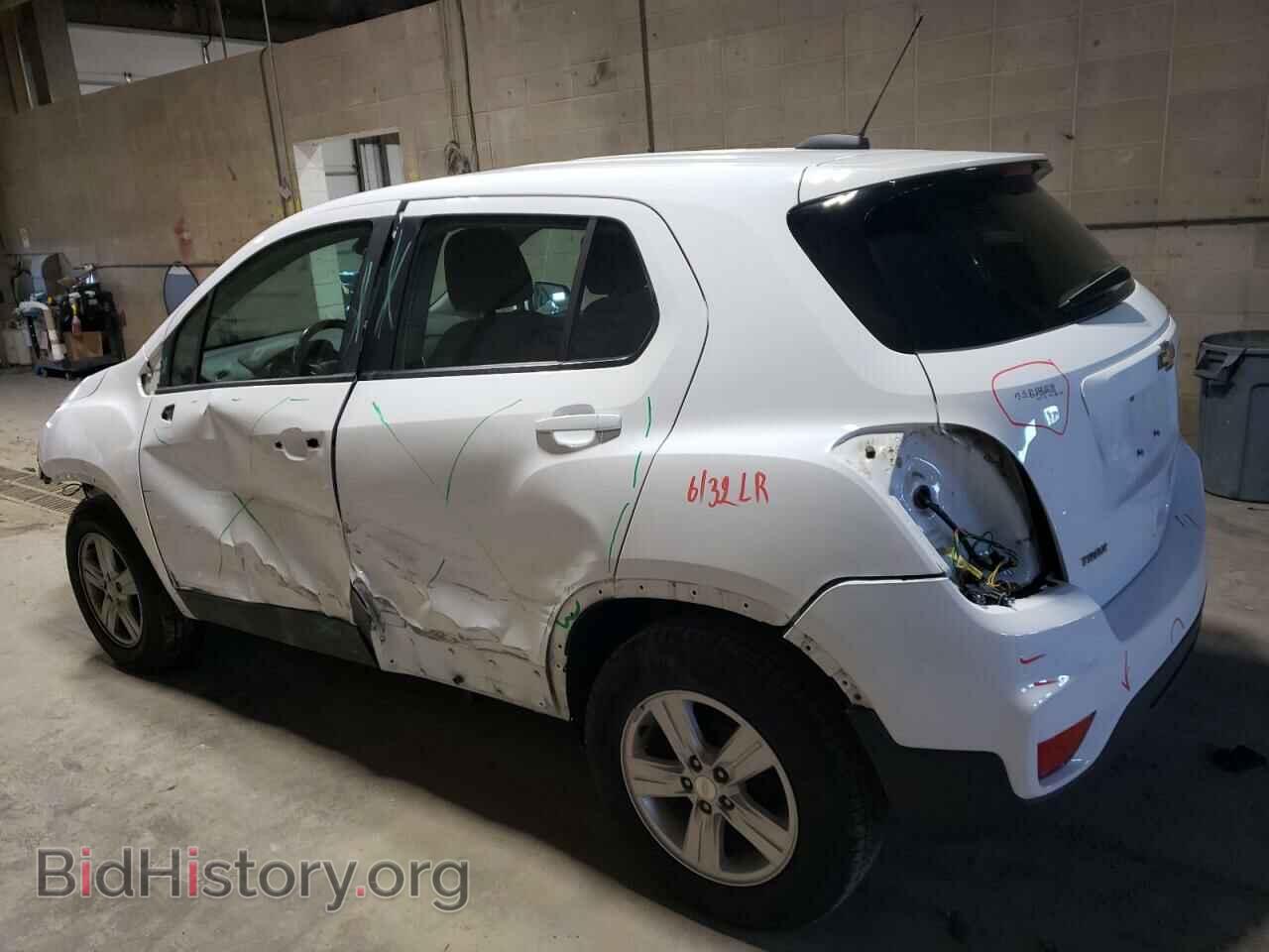 2019 CHEVROLET TRAX - VIN: 3GNCJKSB4KL206018 - Фото 2