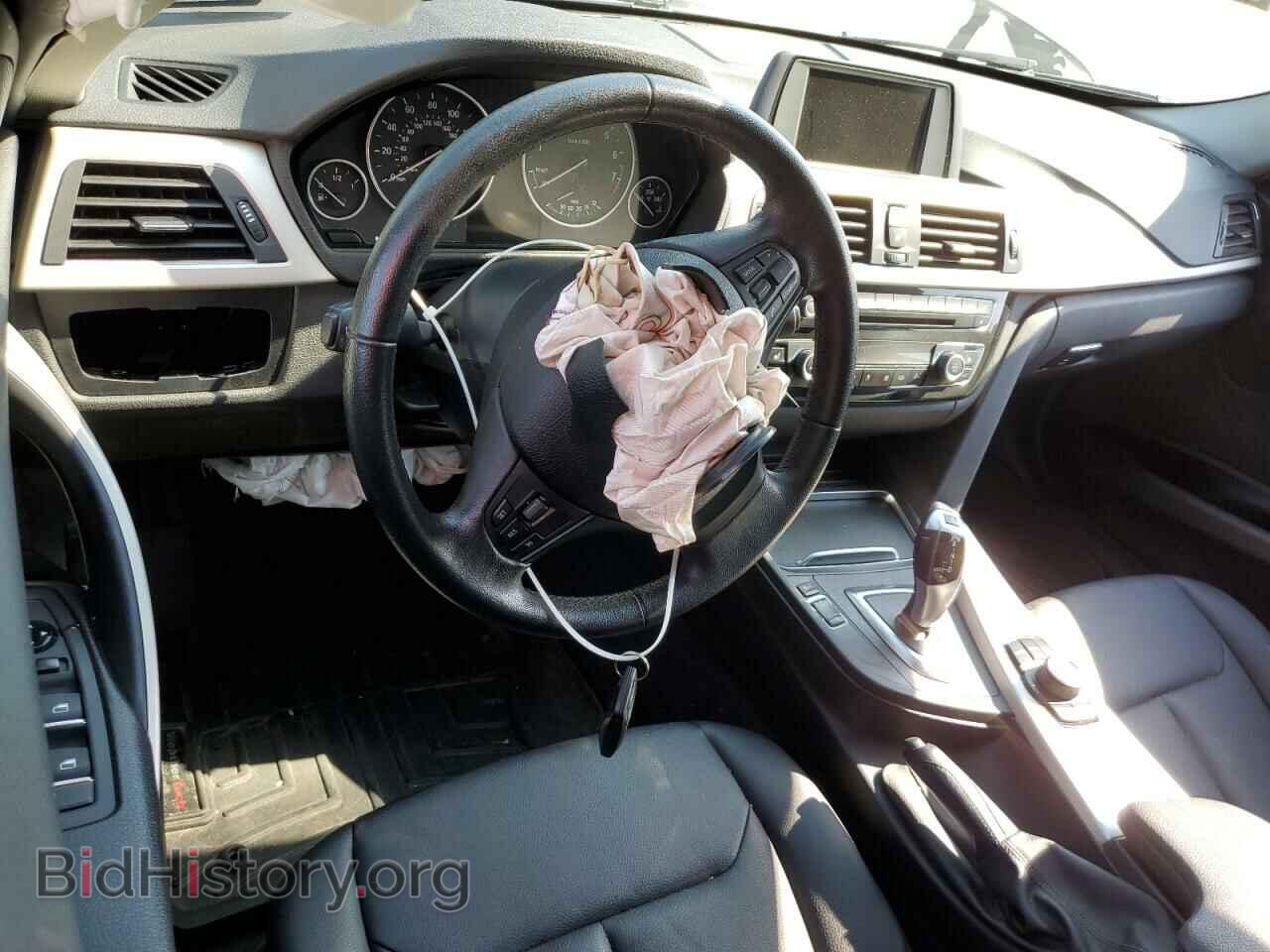 2017 BMW 3 SERIES - VIN: WBA8E5G57HNU41381 - Фото 8