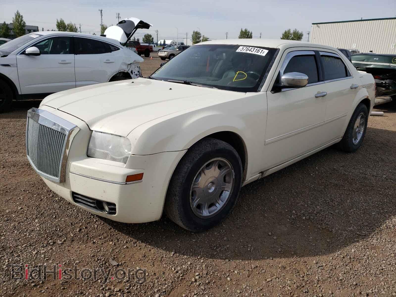 2006 CHRYSLER 300 - VIN: 2C3KA53G06H252643 - Фото 2