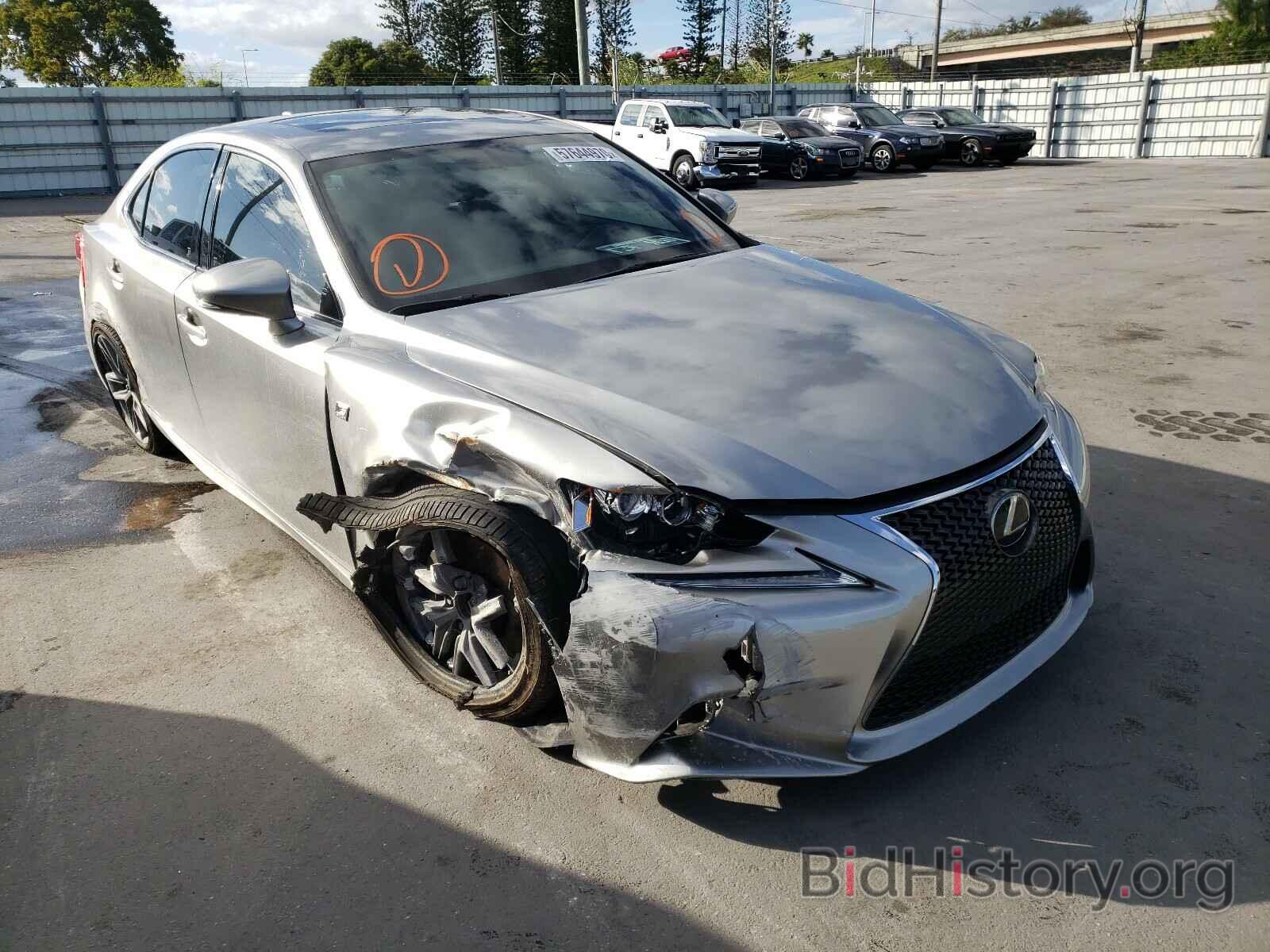 Photo JTHBA1D24G5017340 - LEXUS IS 2016