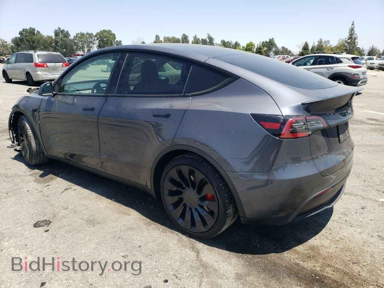 2022 TESLA MODEL Y - VIN: 7SAYGDEF1NF409137 - Фото 2