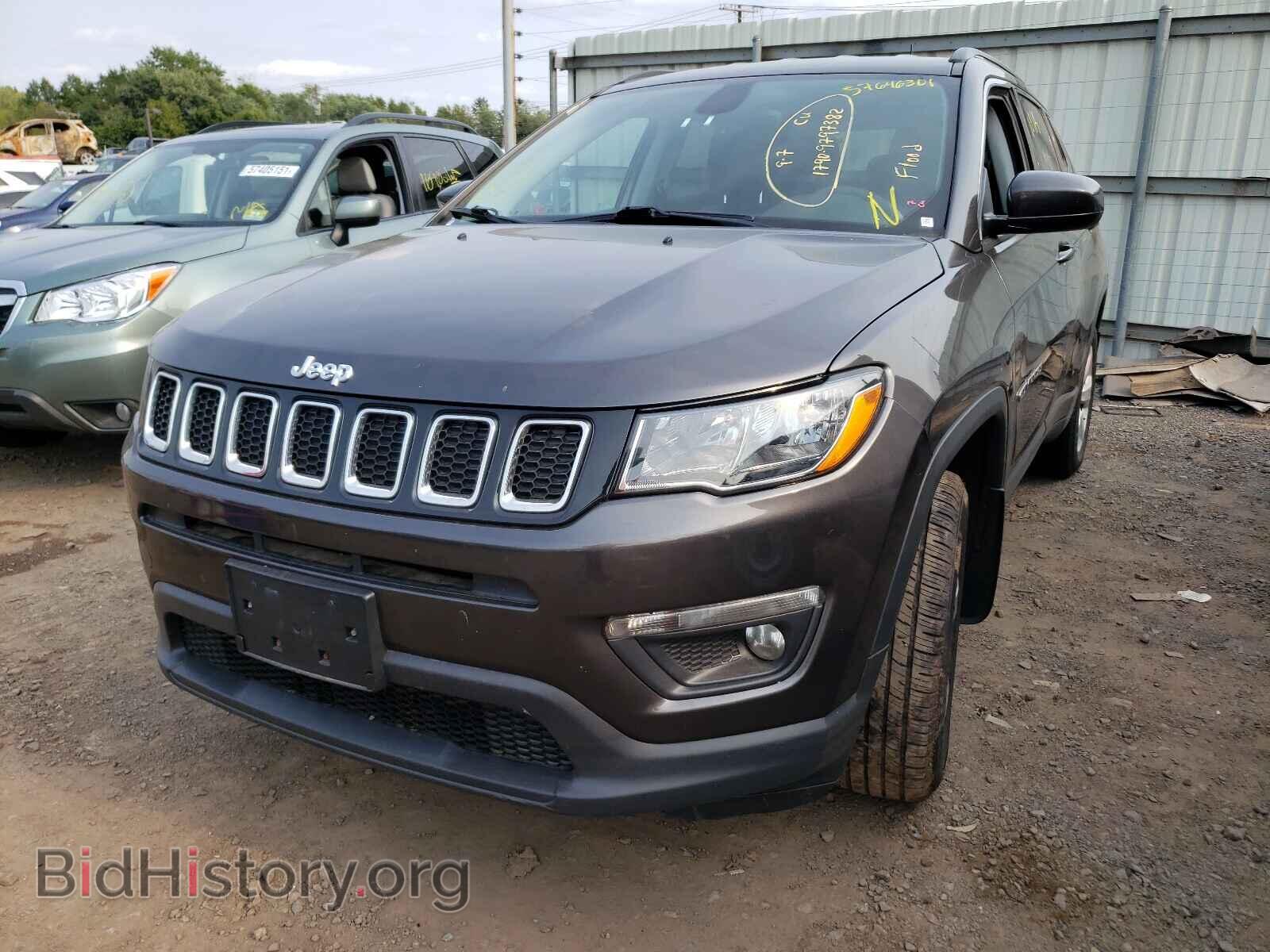 2018 JEEP COMPASS - VIN: 3C4NJDBB1JT190839 - Photo 2