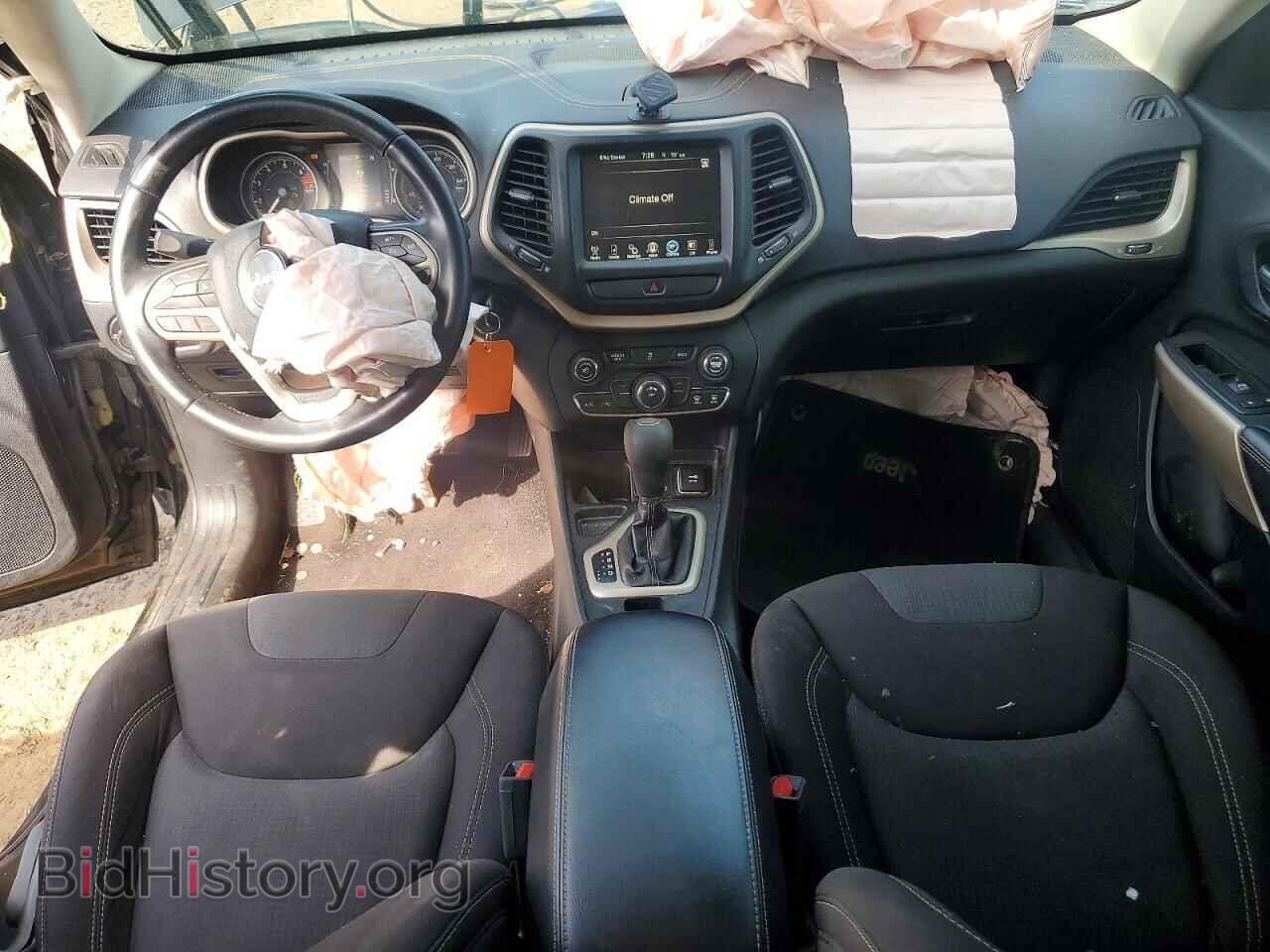 2017 JEEP CHEROKEE - VIN: 1C4PJLCB4HW573325 - Фото 8