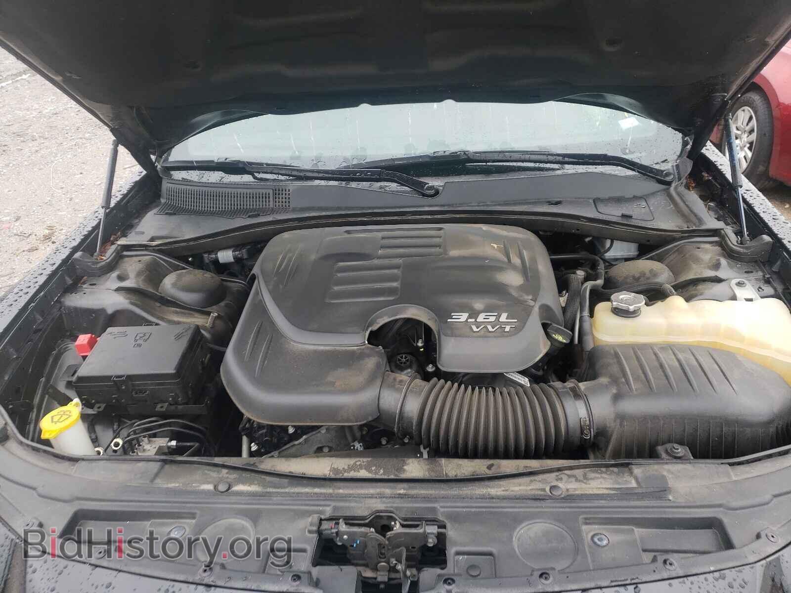 2019 CHRYSLER 300 - VIN: 2C3CCABG0KH609838 - Фото 7