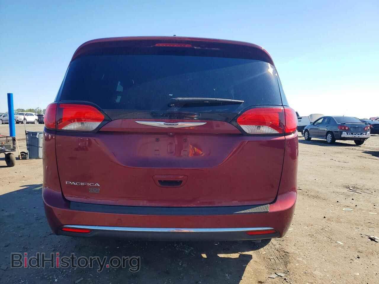 2020 Chrysler PACIFICA (VIN 2C4RC1BG2LR106118) — photo 6 of 13