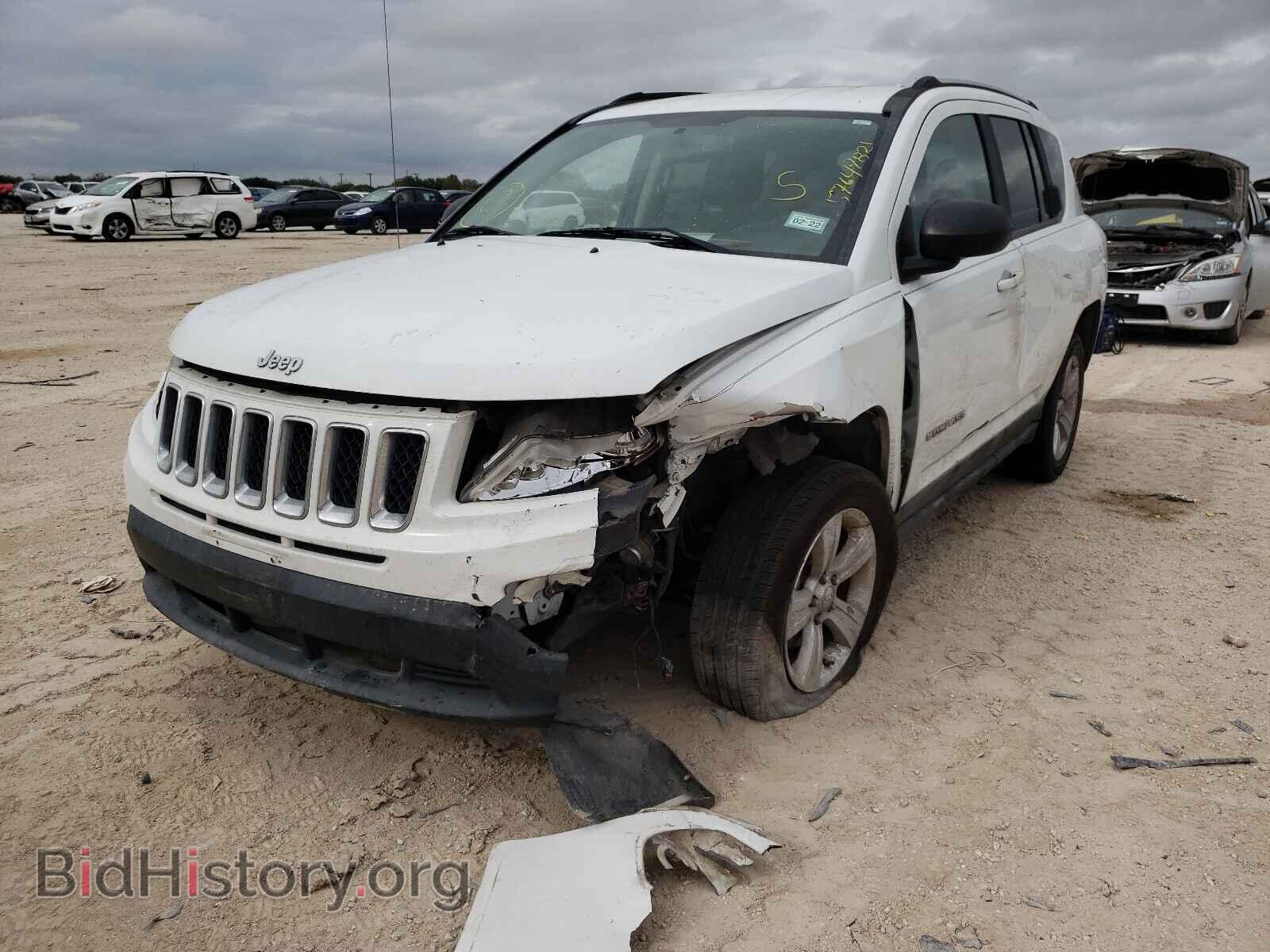 2011 JEEP COMPASS - VIN: 1J4NT1FA0BD252808 - Фото 2