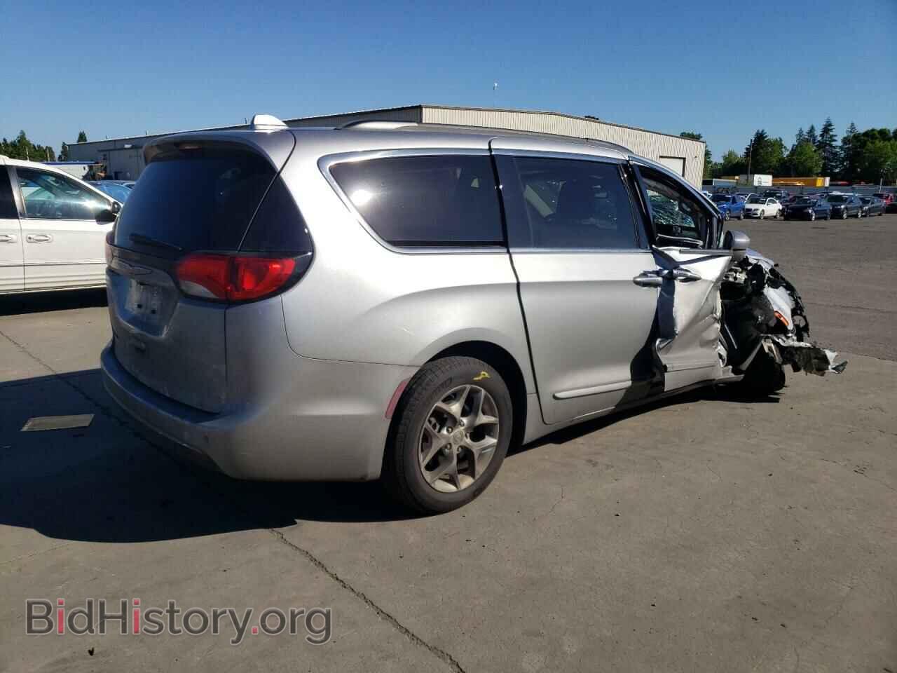 2017 CHRYSLER PACIFICA - VIN: 2C4RC1BGXHR538253 - Фото 3