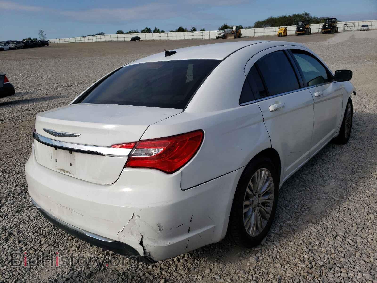 2012 CHRYSLER 200 - VIN: 1C3CCBAB6CN134586 - Фото 4