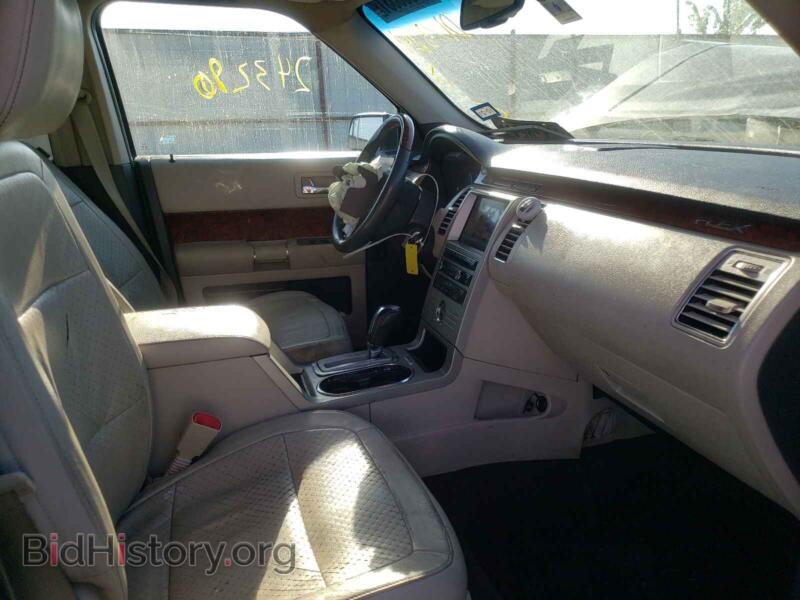 2011 Ford FLEX (VIN 2FMGK5DC7BBD17524) — photo 5 of 10