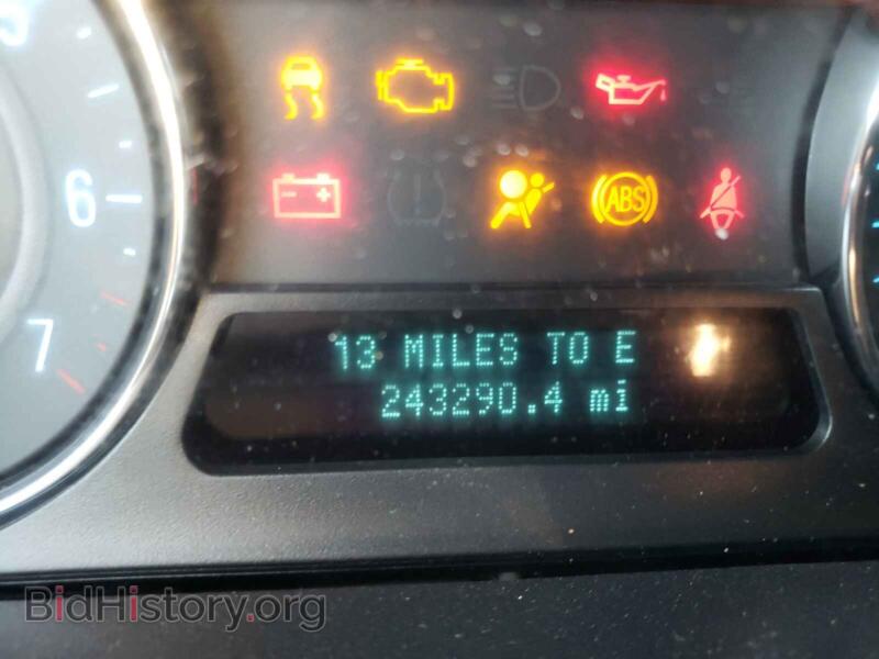 2011 Ford FLEX (VIN 2FMGK5DC7BBD17524) — photo 8 of 10