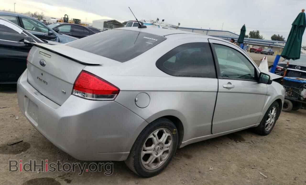 2009 FORD FOCUS - VIN: 1FAHP32N19W181442 - Фото 3