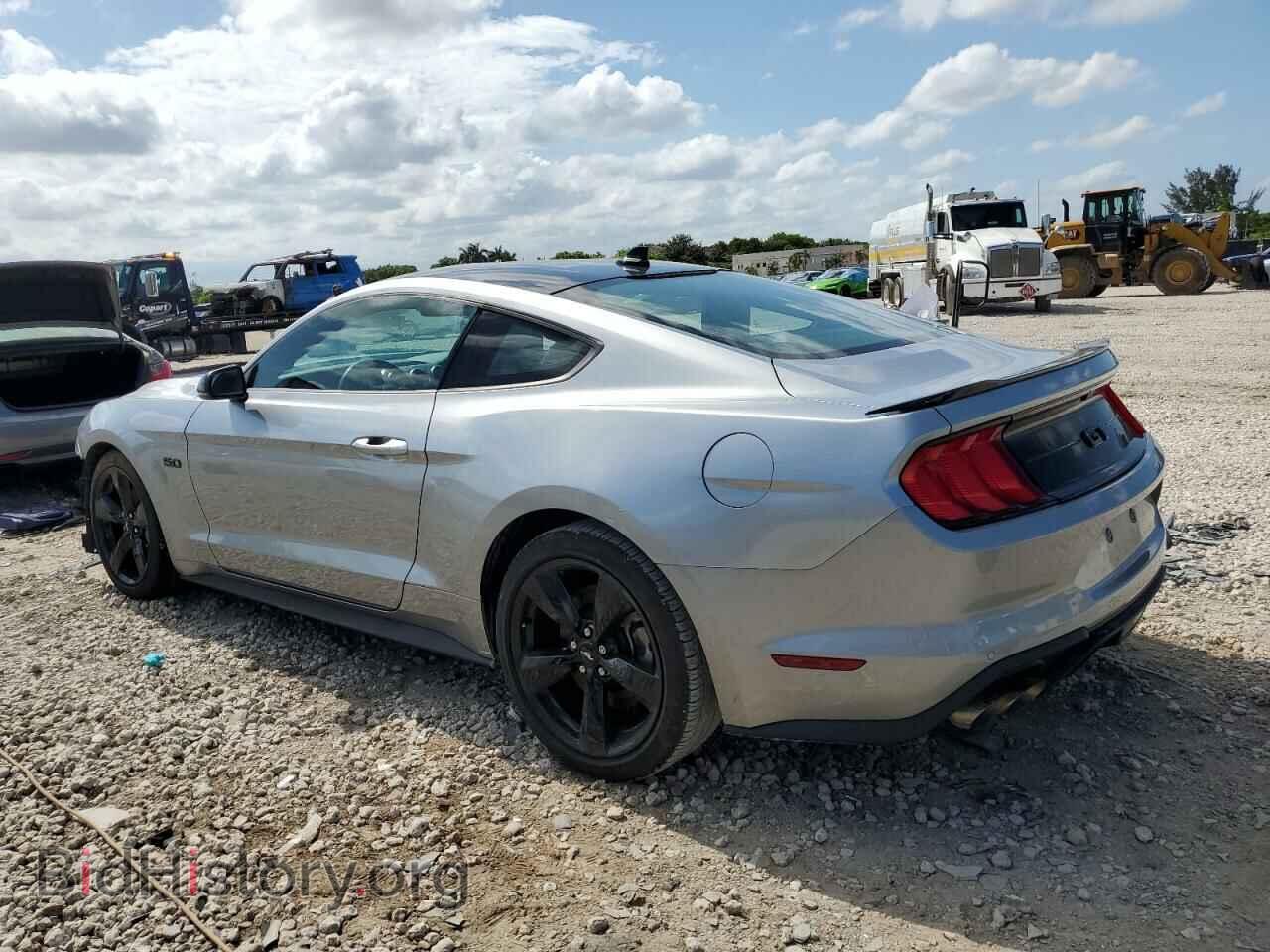 2021 FORD MUSTANG - VIN: 1FA6P8CF6M5121327 - Фото 2
