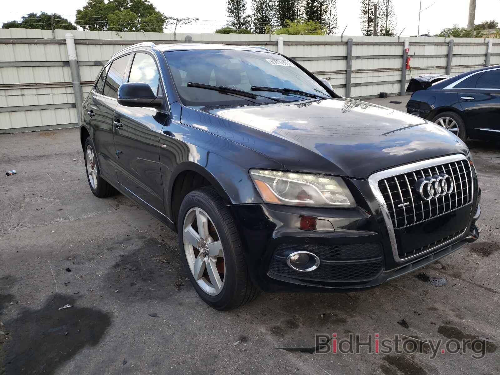 Фотография WA1DKAFP4BA077709 - AUDI Q5 2011