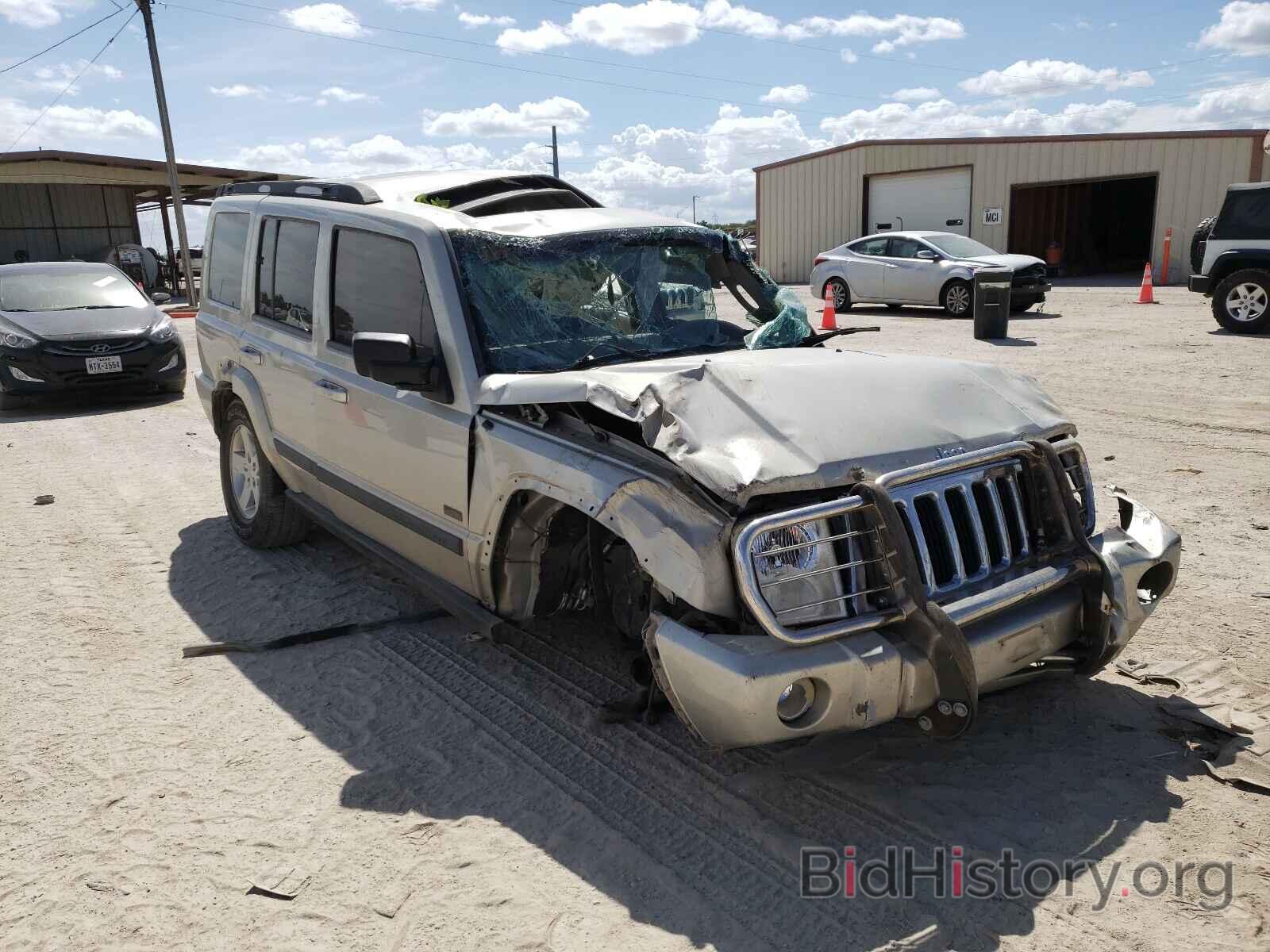 Photo 1J8HG48KX8C149353 - JEEP COMMANDER 2008