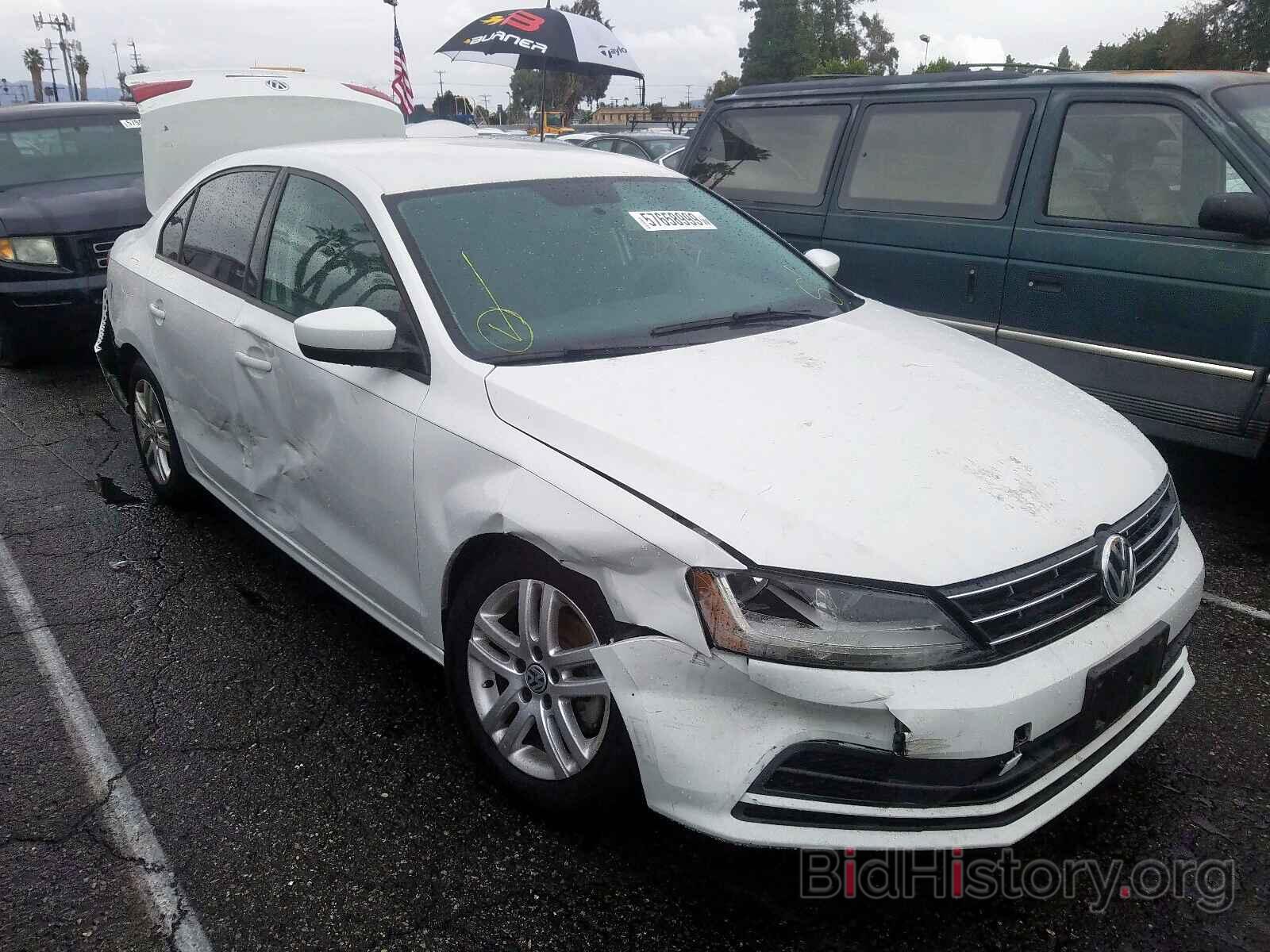 Photo 3VW2B7AJ5JM238330 - VOLKSWAGEN JETTA 2018