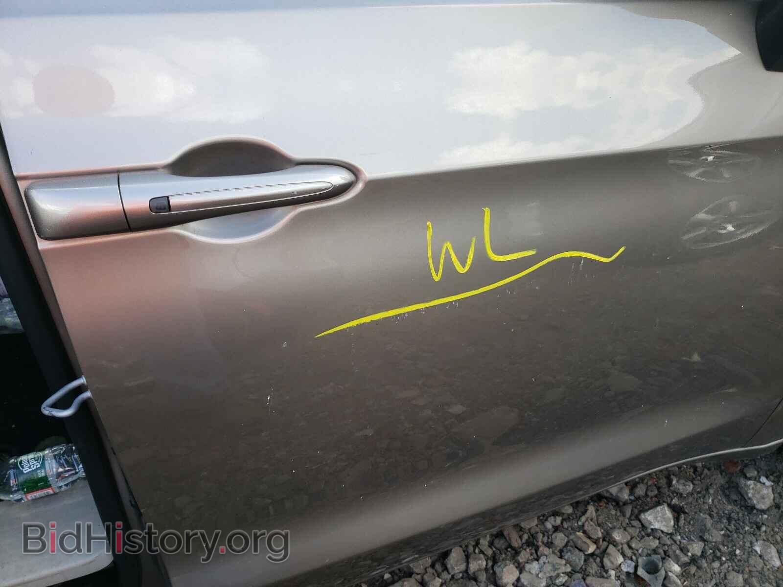 2017 CHRYSLER PACIFICA - VIN: 2C4RC1DGXHR770879 - Фото 9