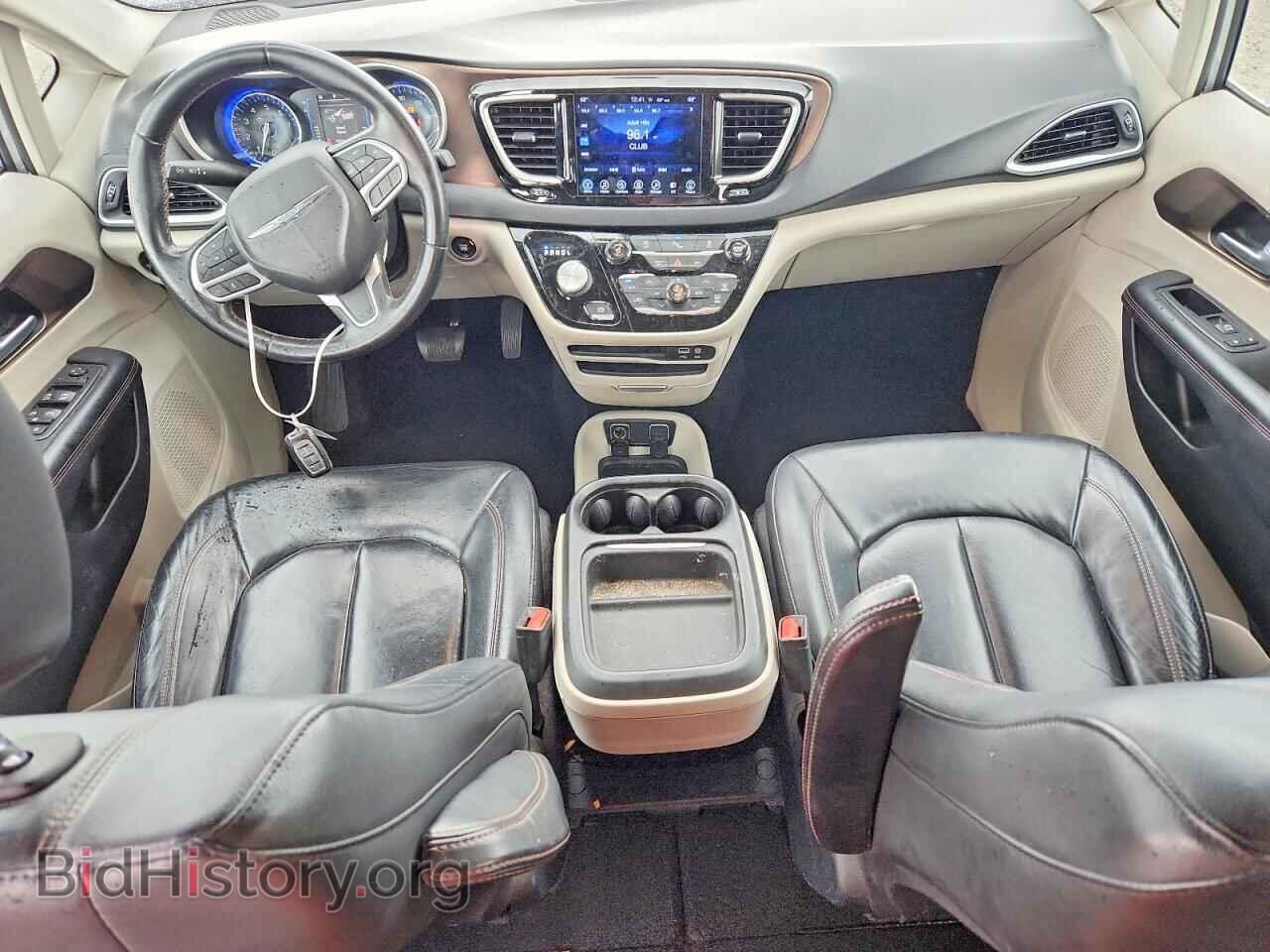 2017 CHRYSLER PACIFICA - VIN: 2C4RC1BG1HR796743 - Фото 8
