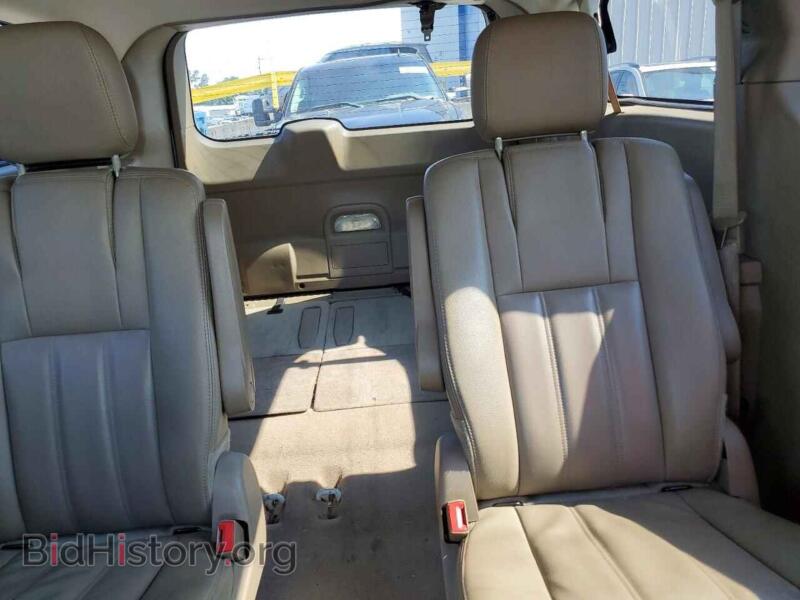 2016 Chrysler MINIVAN (VIN 2C4RC1BG8GR300481) — photo 10 of 13