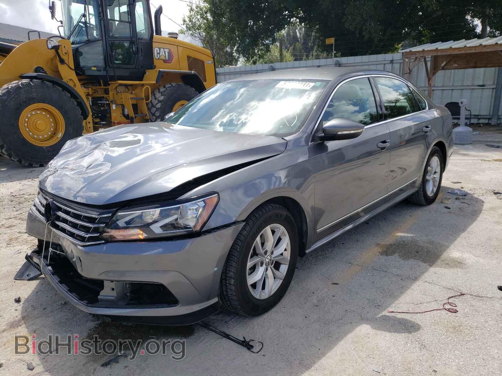 2017 VOLKSWAGEN PASSAT - VIN: 1VWAT7A35HC024184 - Фото 2