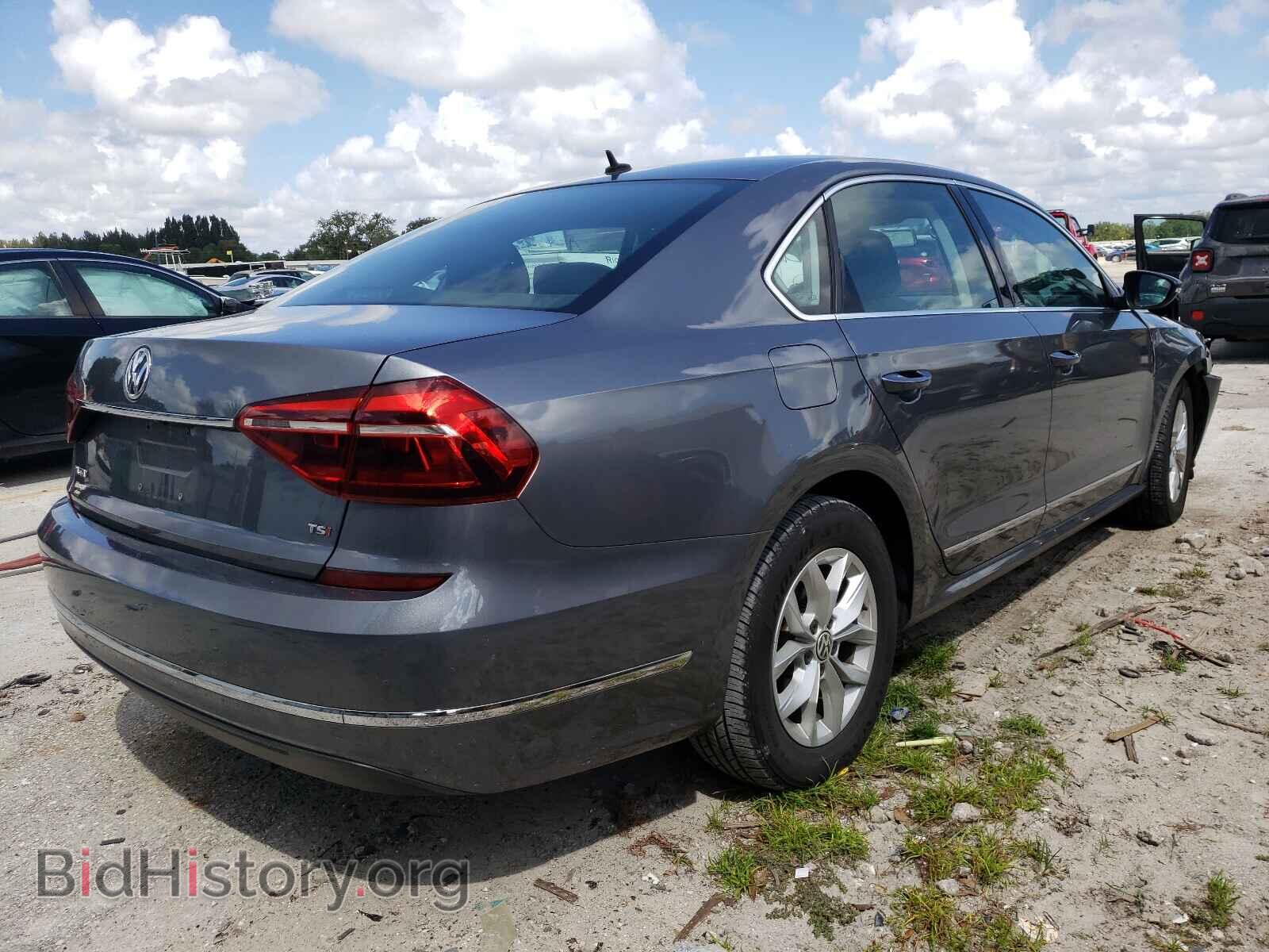 2017 VOLKSWAGEN PASSAT - VIN: 1VWAT7A35HC024184 - Фото 4